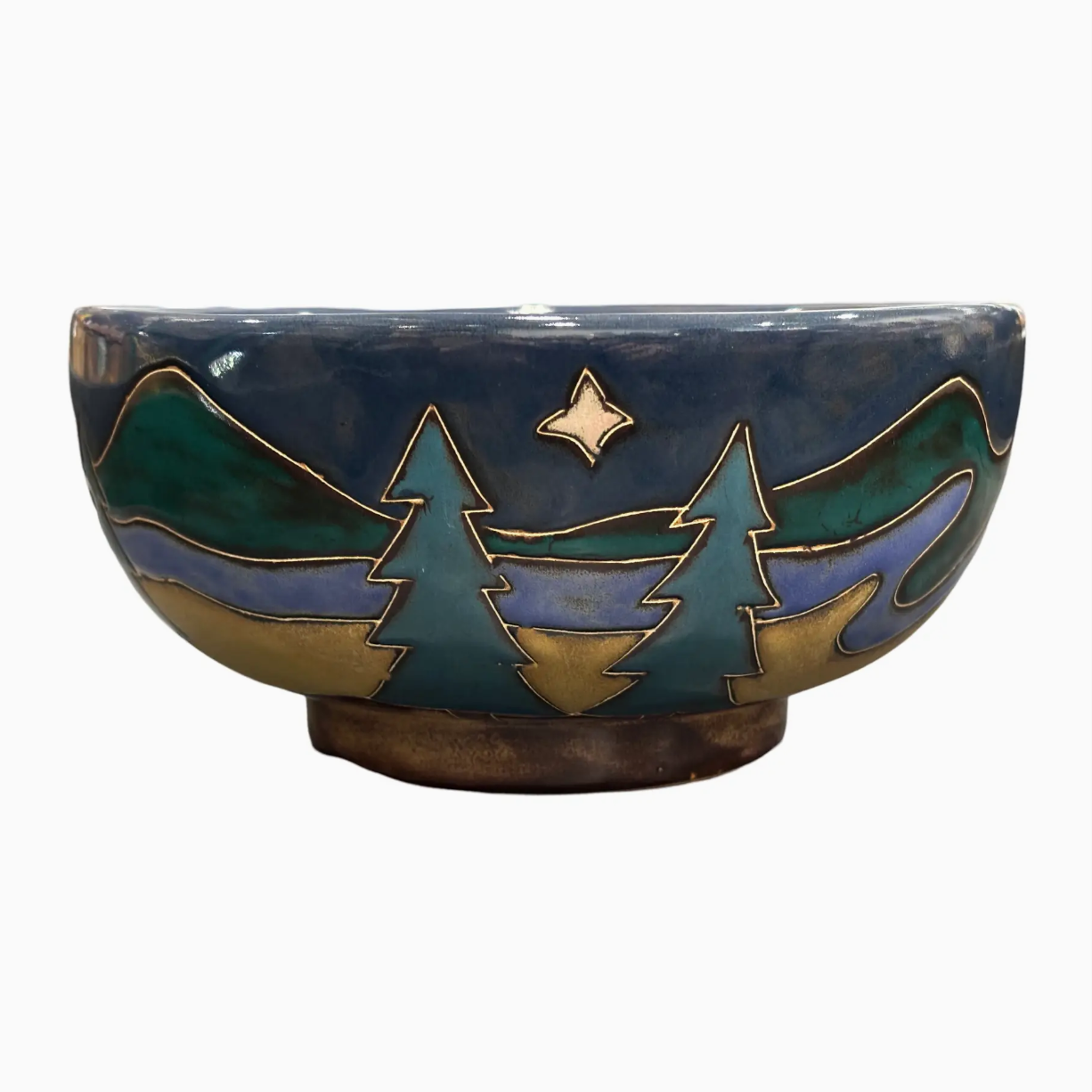 Mara Stoneware Mountain/Trees 72 oz Serving Bowl