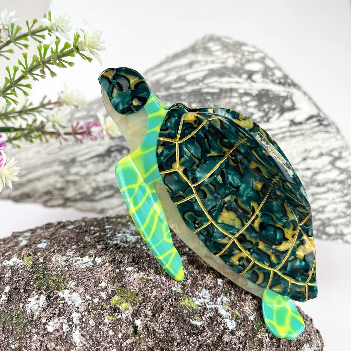Turtle Hair Claw Clip