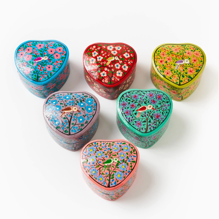 Paradise Set of 6 Paper Mache Boxes - Assorted Heart