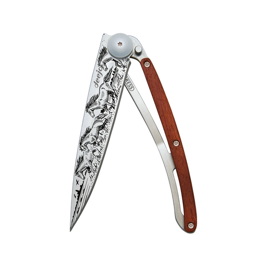 Knife - Coral wood / Wild horses